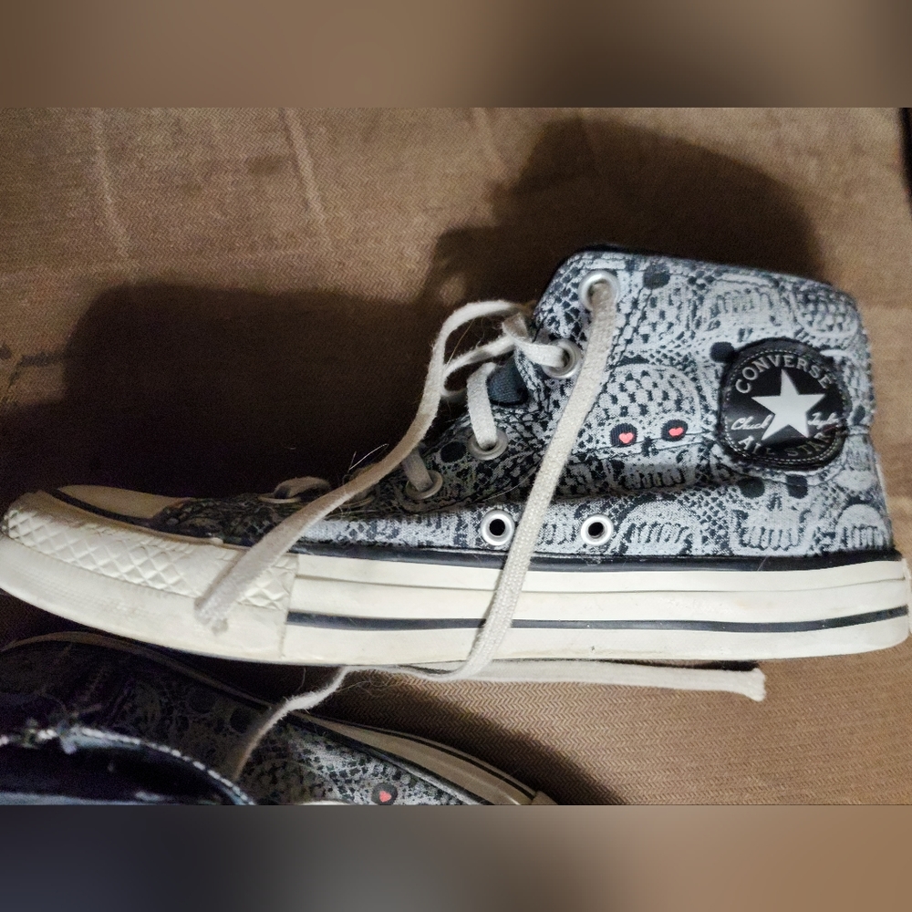 Converse - Skull Hight tops